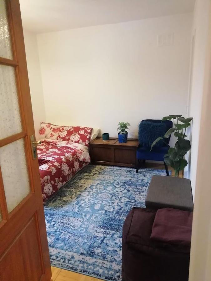 Single Bedroom In A Cozy Maisonette - Bushey Εξωτερικό φωτογραφία